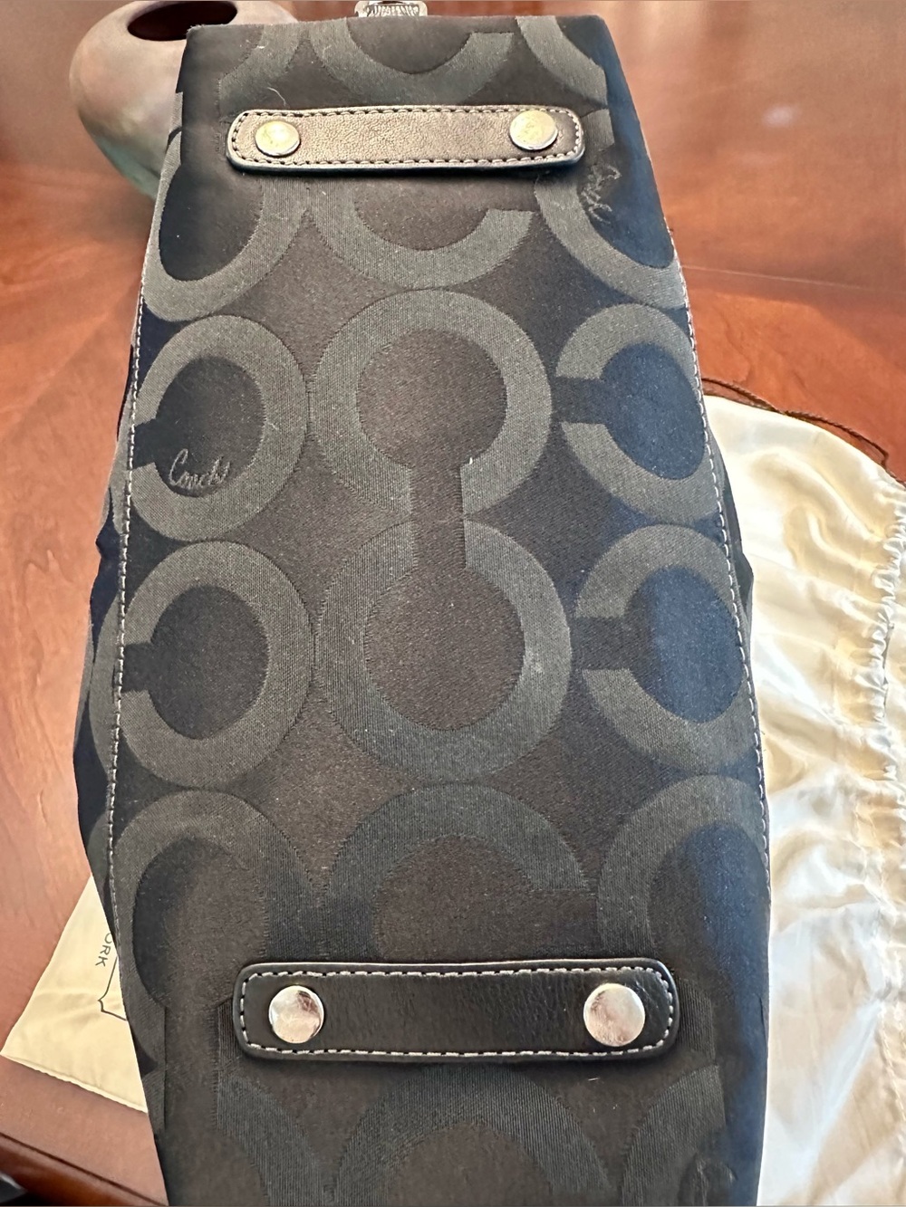 Coach Black Op Art Signature Shoulder Bag Purple Interior Dust Bag - Picture 8 of 16